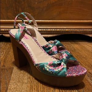 Betsey Johnson Platform Sandals